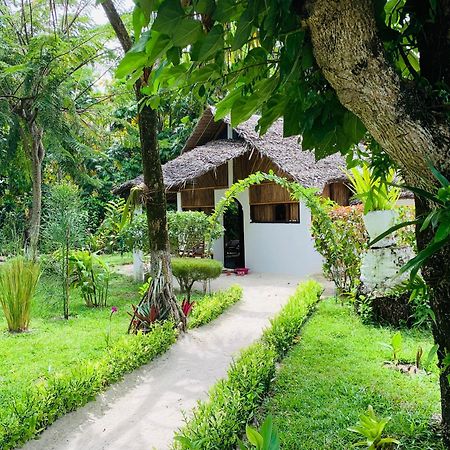 Analatsara Eco Lodge Ile aux Nattes Ngoại thất bức ảnh